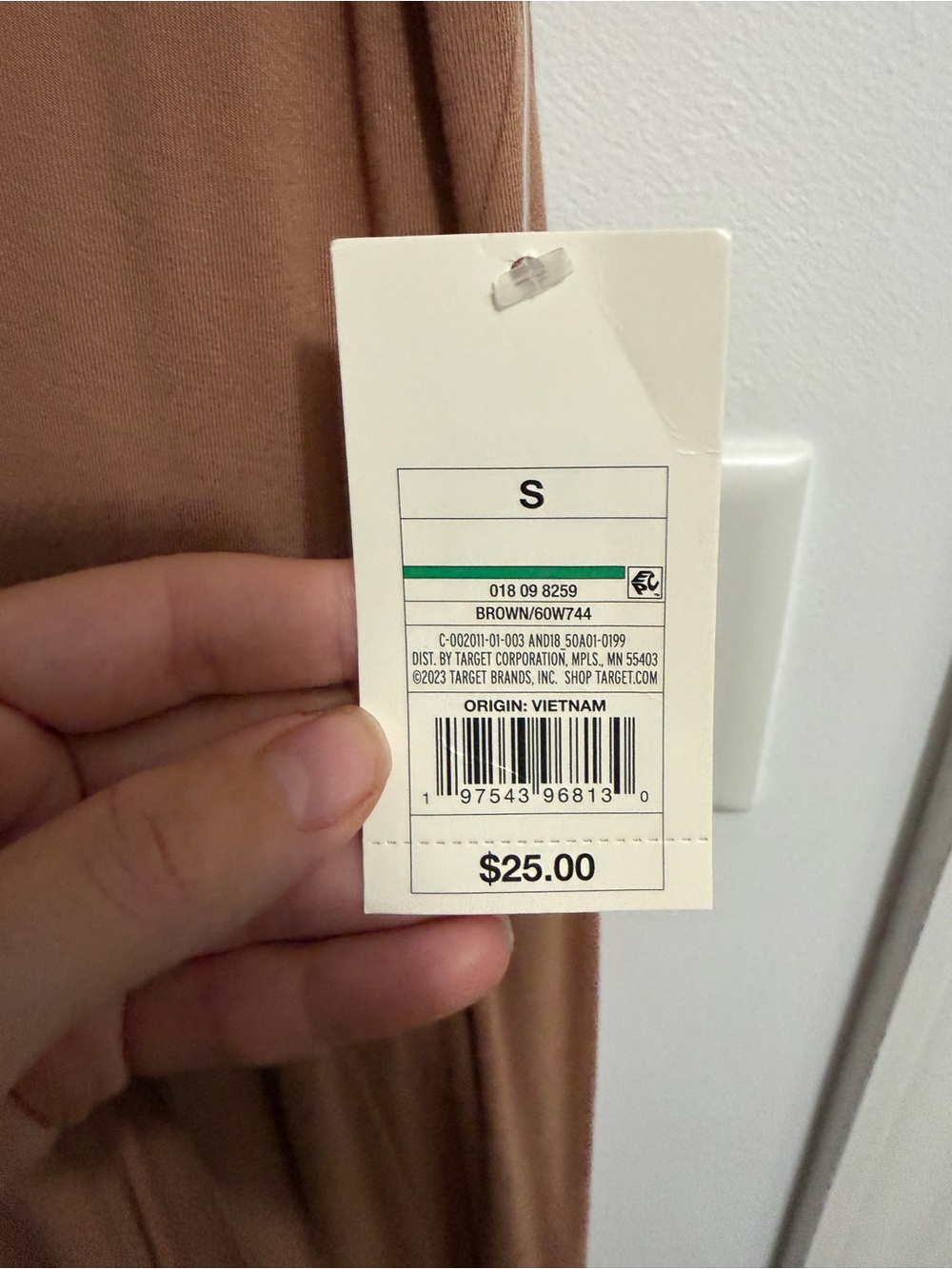 Curtain Tag